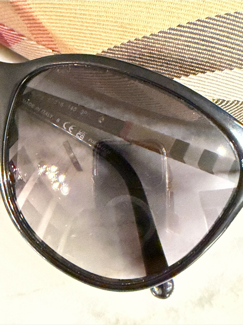 BURBERRY BE 4216 3001T3 Black cat eye Polarized grey gradient sunglasses - Picture 13 of 16
